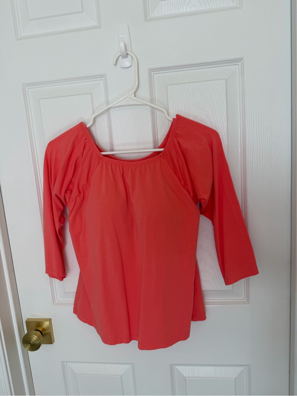Soft Surroundings Coral 3/4 Sleeve Scoop Neck Blouse with built in bra size  38C